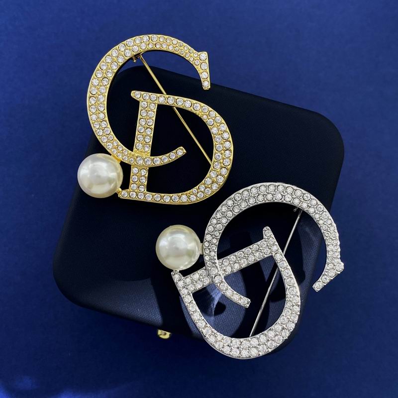 Dior Brooch 05lyr43